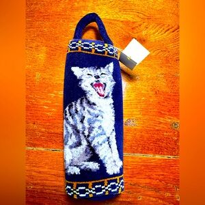 NWT adorable kid’s zip purse with kitten by Gu Gu World